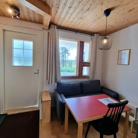 Yllaeksen Metsaepirtti - Ulkoilijan Koti *