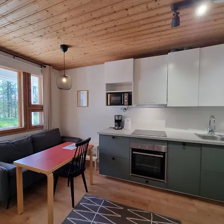 Yllaeksen Metsaepirtti - Ulkoilijan Koti * Äkäslompolo